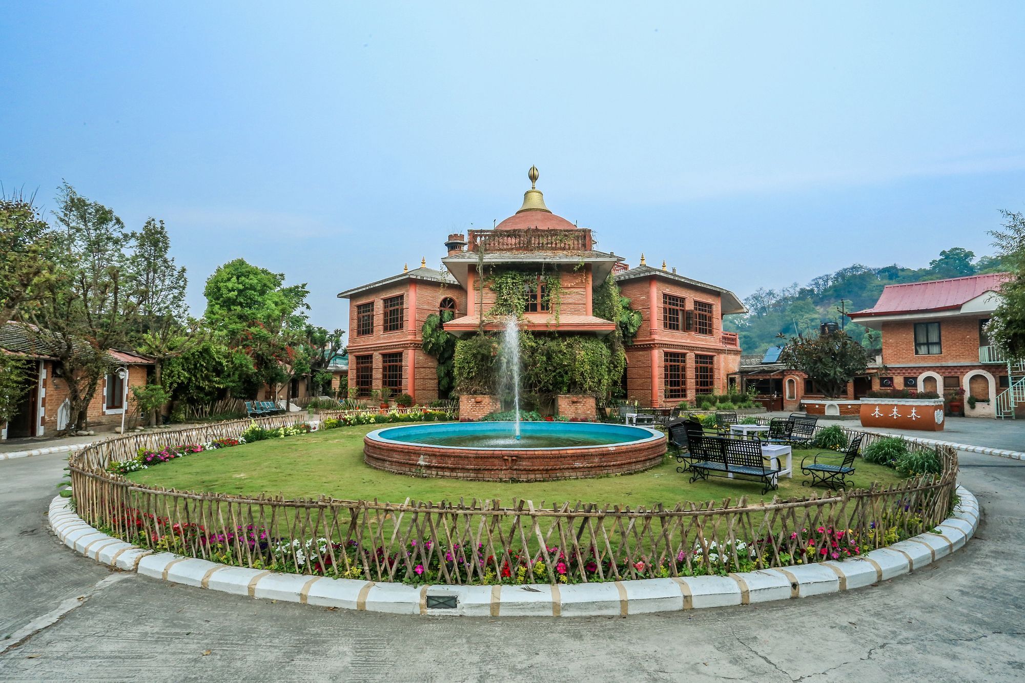 Grand Norling Hotel'S Resort Kathmandu Exterior photo
